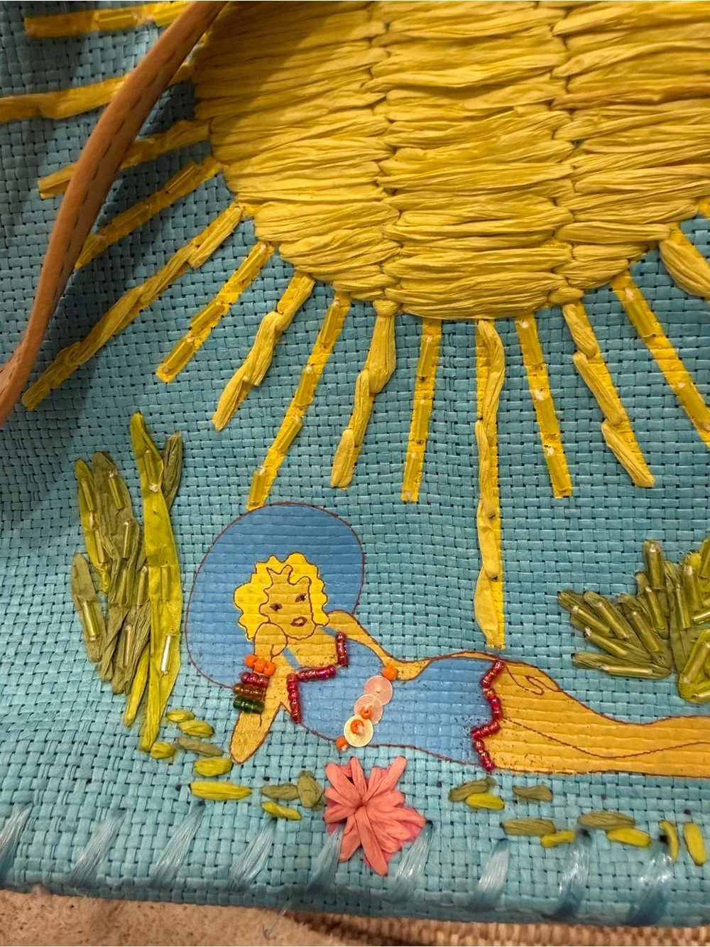 Vintage 90s/Y2K Embroidered Raffia Straw Tote Bag – Sunbathing Pinup Girl ☀️🏝️ - Picture 8 of 8